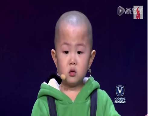 موهبة صينية في الثالثة !