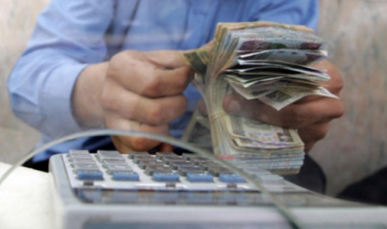 منع الحوالات للعمالة الوافدة المخالفة..تضبط سوق العمل منع الحوالات للعمالة الوافدة المخالفة..تضبط سوق العمل