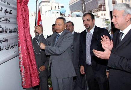 عطية يغيب عن تدشين رئيس الوزراء تقاطع الشميساني 