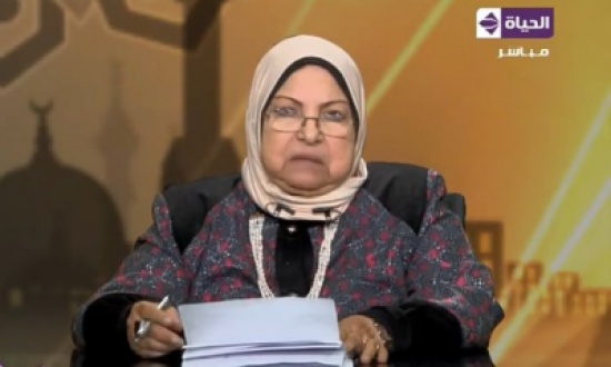 ماذا قالت د. سعاد صالح عن فتوى تسليف الزوج لزوجته لرجل أثناء السفر كي لا تشعر بالوحدة ماذا قالت د. سعاد صالح عن فتوى تسليف الزوج لزوجته لرجل أثناء السفر كي لا تشعر بالوحدة