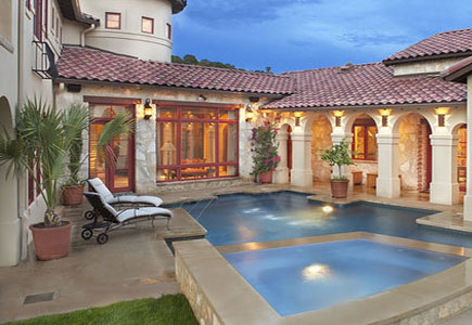 2500 بركة سباحة في الاردن موصولة بالتدفئة الشمسية منها 222 في عمان