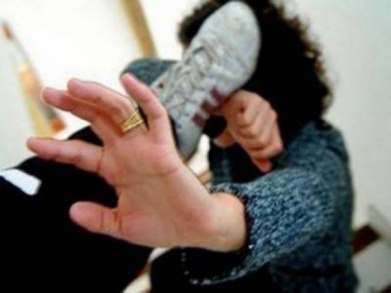 في بلد عربي ... حاول حرق أمّه بعد تأنيبها له بسبب المخدّرات! في بلد عربي ... حاول حرق أمّه بعد تأنيبها له بسبب المخدّرات!