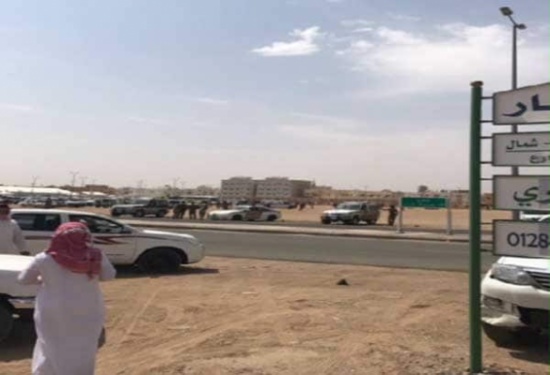 بالفيديو: مواطن يتنازل عن قاتل ابنه في ساحة القصاص برنية بالفيديو: مواطن يتنازل عن قاتل ابنه في ساحة القصاص برنية