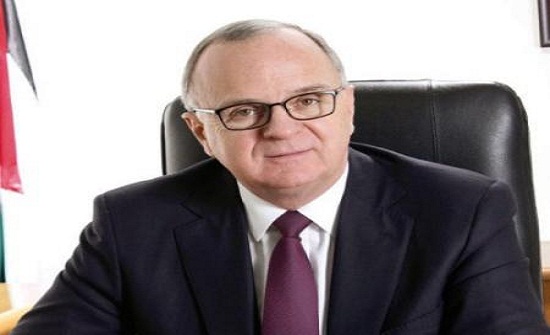 وزير العمل يتفقد مراكز استقبال الباحثين بمعان والبادية الجنوبية