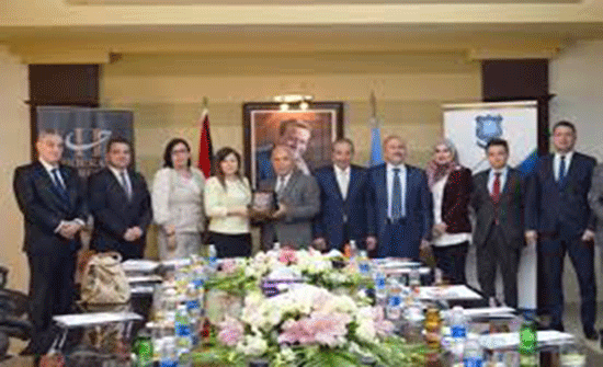 وفد برلماني بلغاري يزور جامعة عمان الأهلية وفد برلماني بلغاري يزور جامعة عمان الأهلية