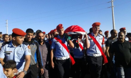 الامن العام يشيع جثمان الشهيد عدي الخوالدة