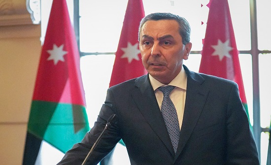 وزير التربية يوجه كلمة للأسرة التربوية والجامعية بمناسبة معركة الكرامة وزير التربية يوجه كلمة للأسرة التربوية والجامعية بمناسبة معركة الكرامة