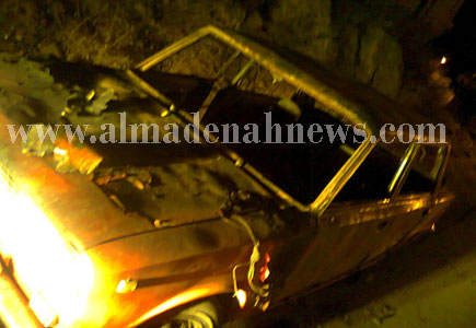 إحراق منزل وسيارة في جرش بعد " تعليم " وجه أحد الشبان بـ " موس " ( صور ) 