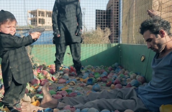"الدولة" يستعرض "الولاء والبراء" لدى أشباله بإصدار مروع "الدولة" يستعرض "الولاء والبراء" لدى أشباله بإصدار مروع