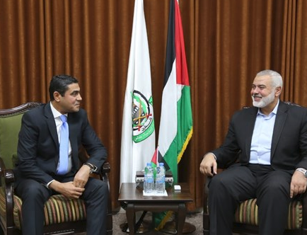 وفد أمني مصري يصل إلى غزة بشكل مفاجئ ويلتقي هنية