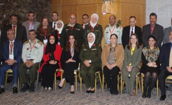 مستشفيات الخدمات الطبية تحصل على درع التميز