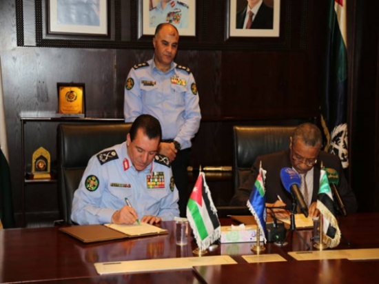 السعودي يستقبل مدير عام قوات الشرطة السودانية
