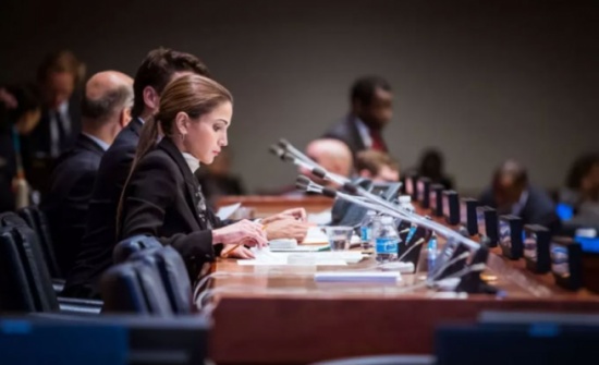 الملكة رانيا تدعو إلى مساعدة الأردن في جهوده باستقبال اللاجئين