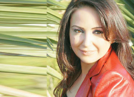 تولاي هارون: فخورة لاني رشقت السفارة الامريكية بـ"البندورة"!