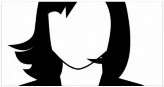 صور| راقصة شهيرة تدعو البنات لاتخاذها قدوة!