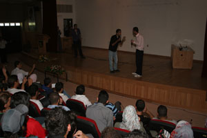 "وراكم وراكم " نشاط طلابي في البلقاء التطبيقية (صور)