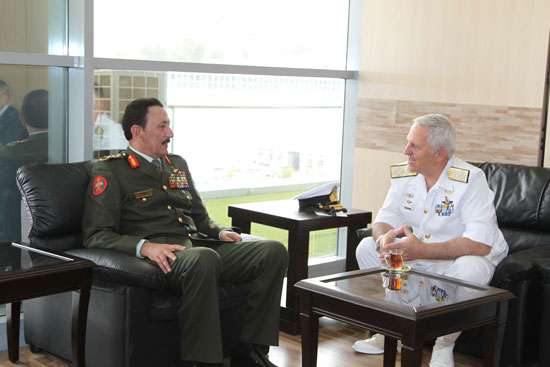 الزبن يستقبل عدداً من رؤساء أركان الجيوش الشقيقة والصديقة