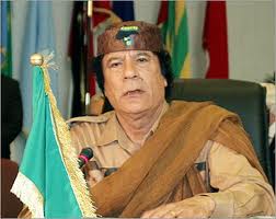 القذافي :" ازحفوا على بنغازي لتحريرها من الخونة و ساركوزي مجرم حرب "