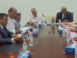 مؤتمر صحفي مشترك في جامعة عجلون الوطنية 