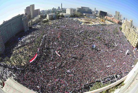 مهرجان سينمائي وحفل إنشاد صوفي في ميدان التحرير بالقاهرة!