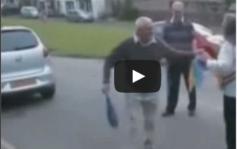 ادعى العجز للحصول على تعويضات..فصورته الكاميرا يرقص