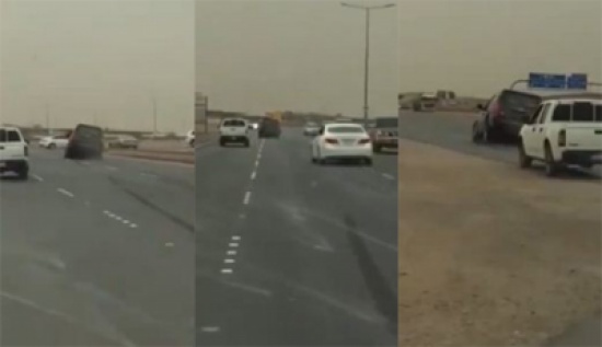 شاهد.. مخمور يسرق سيارة