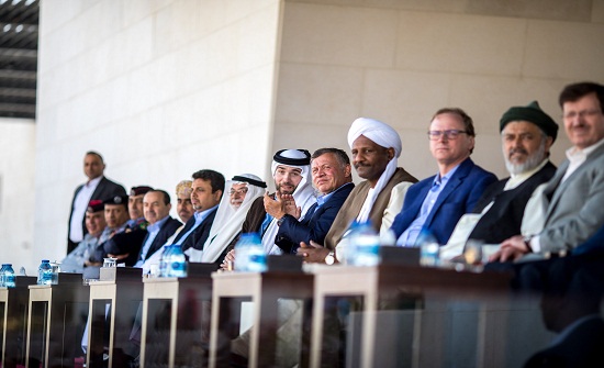 بالصور : الملك يحضر مسابقة الفارس الدولية ويسلم الجوائز للفائزين بالصور : الملك يحضر مسابقة الفارس الدولية ويسلم الجوائز للفائزين