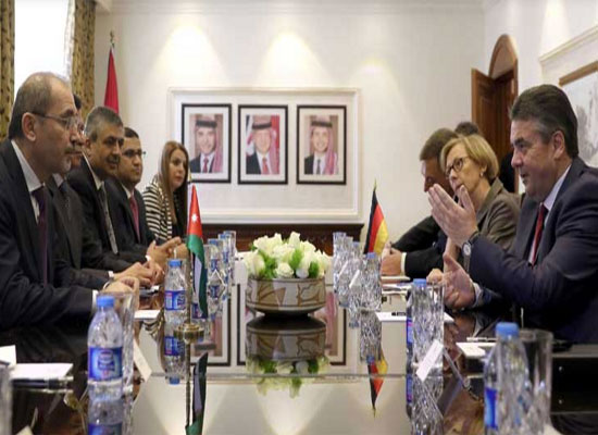 الاردن والمانيا يؤكدان ان “لا حلاً عسكرياً” للأزمة في سوريا الاردن والمانيا يؤكدان ان “لا حلاً عسكرياً” للأزمة في سوريا