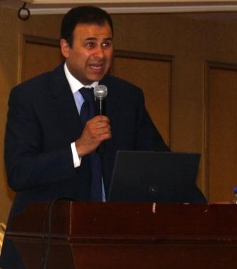 قموه يؤكد على ضرورة الاهتمام بتطوير آليه ترويج المتاحف قموه يؤكد على ضرورة الاهتمام بتطوير آليه ترويج المتاحف