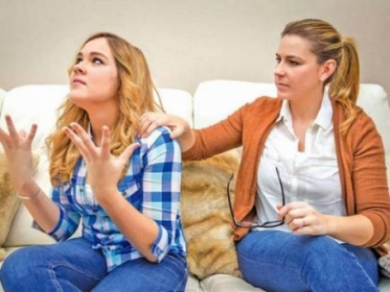 طبيبة تقتل حماتها