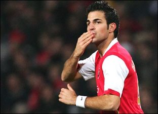 برشلونة واثق من ضم فابريغاس! برشلونة واثق من ضم فابريغاس!