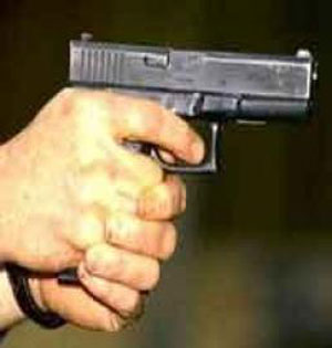 مدير اقليم الجنوب للمدينة نيوز: اوقفنا الشاب الذي اصاب شخصين فجر الاربعاء