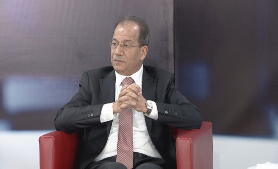 الحكومة: قرار الإنفاق المباشر على الصحف الورقية من خزينة الدولة غير وارد الحكومة: قرار الإنفاق المباشر على الصحف الورقية من خزينة الدولة غير وارد