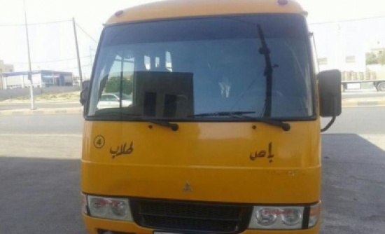 وفاة طفل دهساً بعد نزوله من حافلة الروضة في اربد