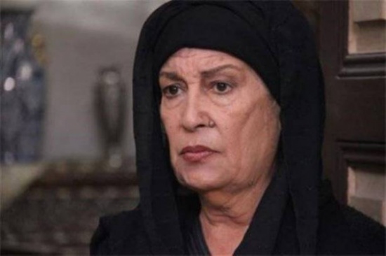 منى واصف تزفّ ابنها شهيدا.. منى واصف تزفّ ابنها شهيدا..