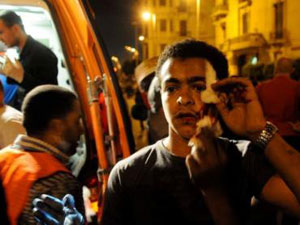اصابة 269 شخصا باحداث العباسية في القاهرة اصابة 269 شخصا باحداث العباسية في القاهرة