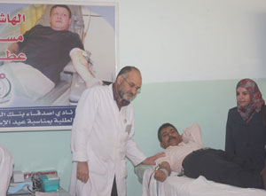 كلية التمريض في جامعة مؤتة تقيم حملة للتبرع بالدم