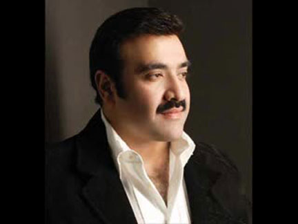 طرد مطرب سوري من مهرجان جزائري بسبب تأييده للاسد!