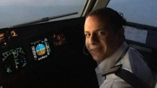 بالأسماء والصور.. طاقم الطائرة المصرية المنكوبة بالأسماء والصور.. طاقم الطائرة المصرية المنكوبة