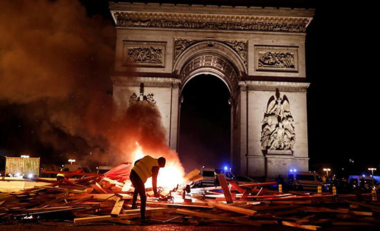 رغم الغضب الشعبي..فرنسا أكبر دولة فرضاً للضرائب بالعالم