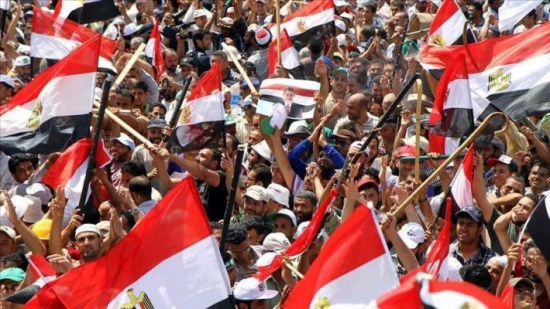 التحالف الداعم لـ"مرسي" يدعو لفتح الميادين لمظاهرات 11-11 بمصر التحالف الداعم لـ"مرسي" يدعو لفتح الميادين لمظاهرات 11-11 بمصر