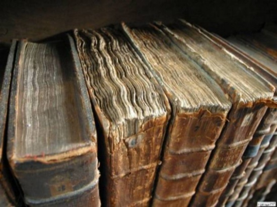 سر أخطر كتاب في العالم يقتل كل من يقرأه سر أخطر كتاب في العالم يقتل كل من يقرأه