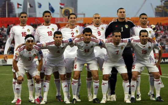 المنتخب الوطني يباشر تدريباته استعدادا لمباراتي لبنان والبحرين المنتخب الوطني يباشر تدريباته استعدادا لمباراتي لبنان والبحرين