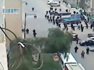 11 قتيلاً على الأقل برصاص الأمن السوري في عملية مداهمة بريف دمشق 11 قتيلاً على الأقل برصاص الأمن السوري في عملية مداهمة بريف دمشق