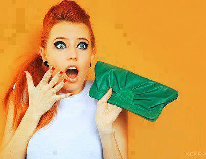 خانت زوجها الطبيب مع أعز أصدقائه خانت زوجها الطبيب مع أعز أصدقائه