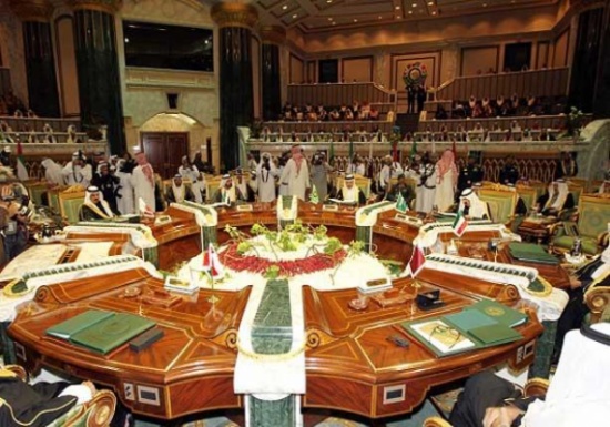 قمة الخليج: تأسيس علاقة طبيعية مع إيران