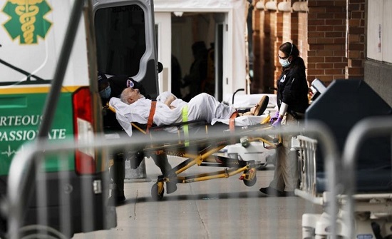 أدنى حصيلة وفيات بنيويورك.. وحاكمها: لم نخرج من الأزمة