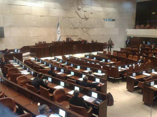 الكنيست الاسرائيلي يقر "حظر الأذان"