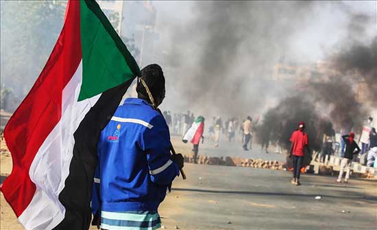 "المهنيين السودانيين" يناشد الأطباء بالتوجه إلى مشافي الخرطوم "المهنيين السودانيين" يناشد الأطباء بالتوجه إلى مشافي الخرطوم