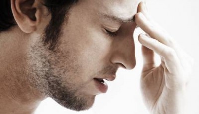 بهذه الطريقة السهلة ستتخلصون من صداع الرأس في ثوان فقط!